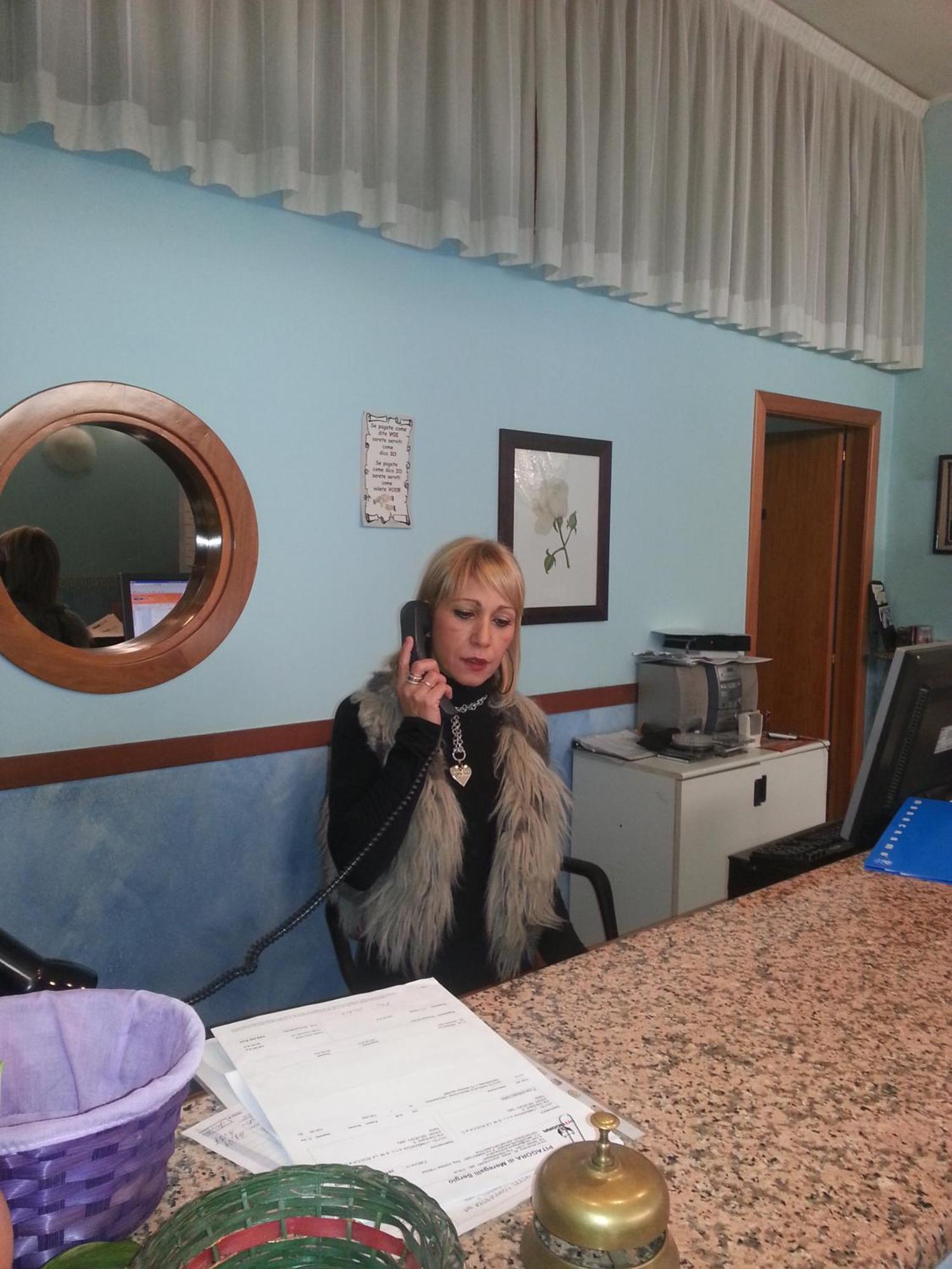 Hotel Lombardia Seveso Екстериор снимка