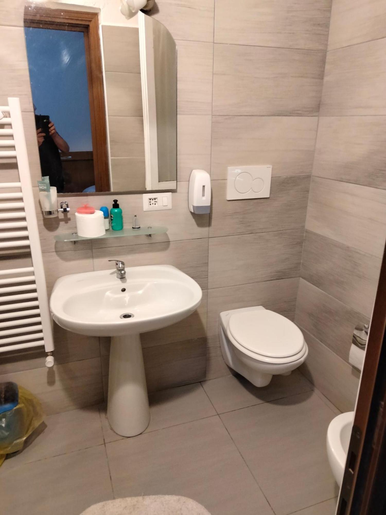 Hotel Lombardia Seveso Екстериор снимка
