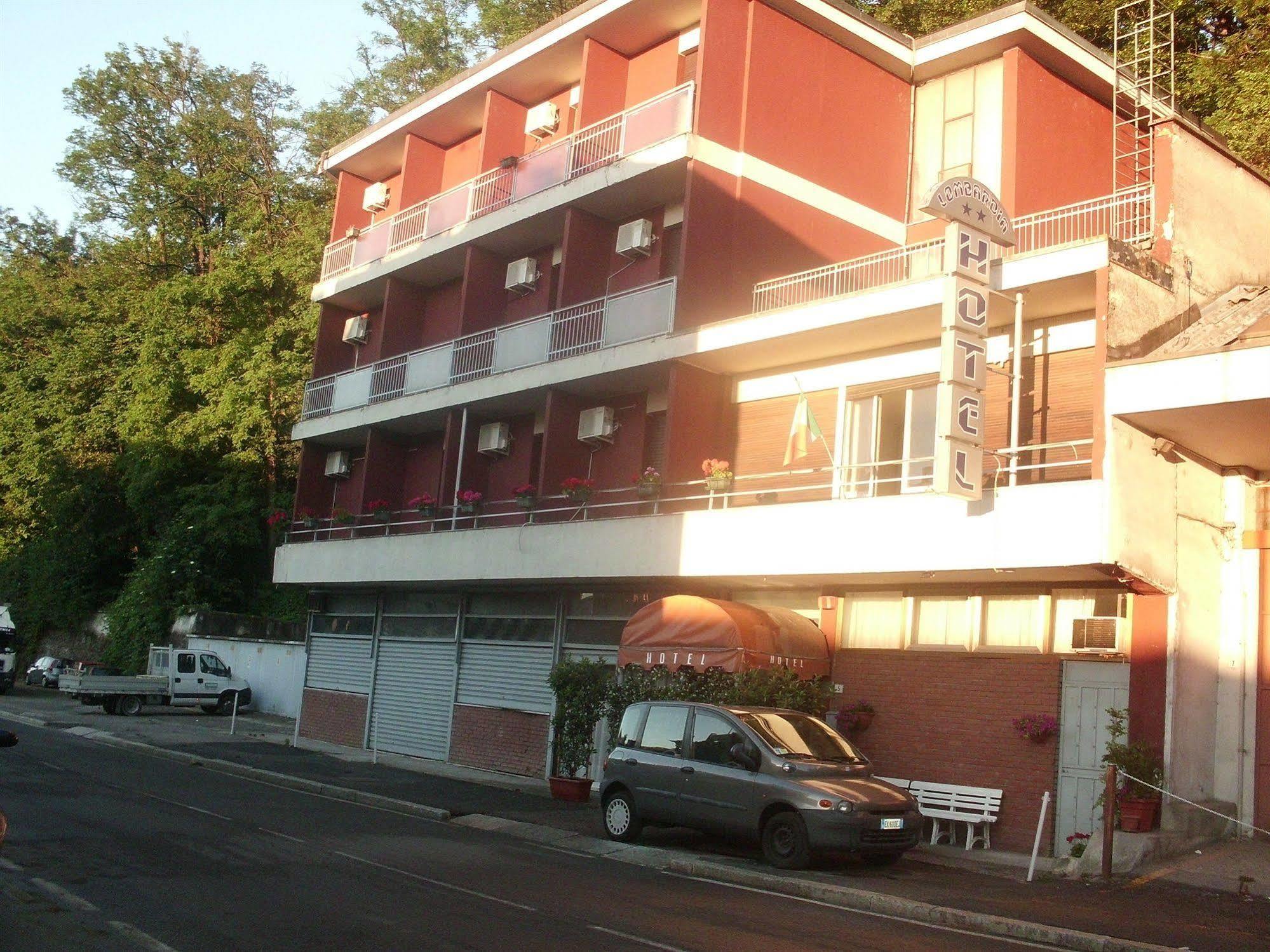 Hotel Lombardia Seveso Екстериор снимка